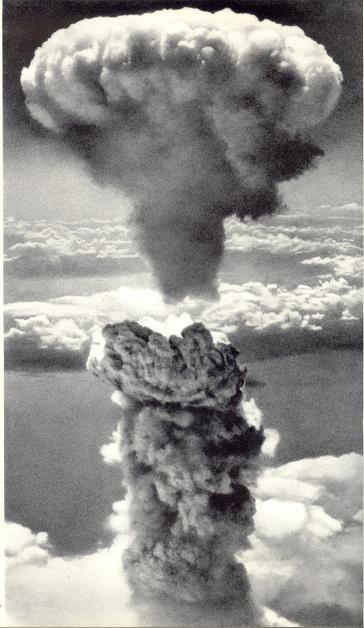 Cloud from the bomb used on Nagasaki